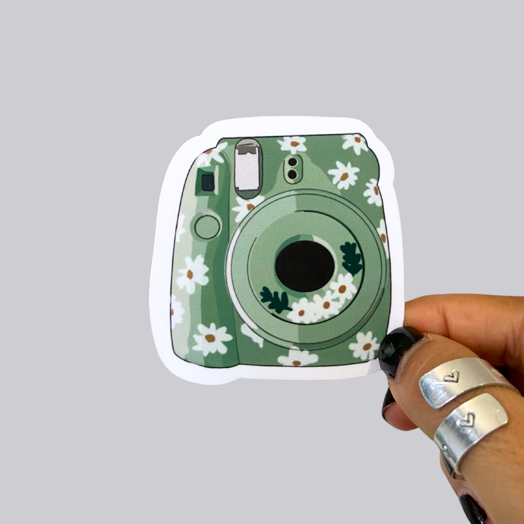 Polaroid Camera Sticker / Magnet